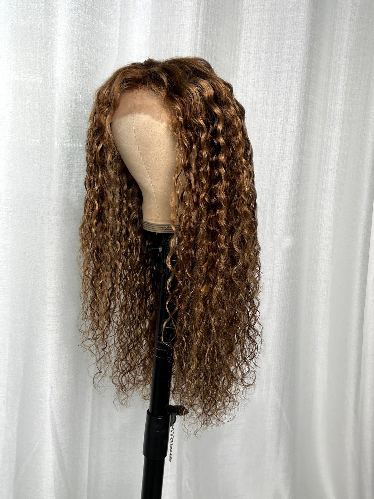 24'' UNice Honey Blonde Highlighted 13x4 Transparent Lace Front Water Wave Wig 180% Density